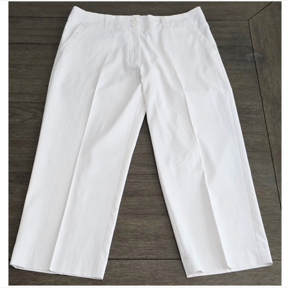 Nike Women's Petite White Golf Capri Pants, Size 6 - Picture 3 of 9